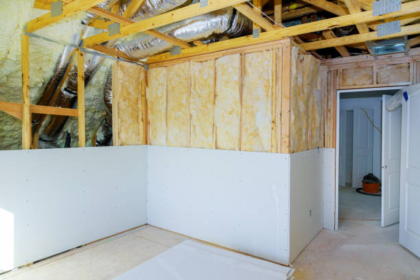 Best Insulation Installation Services in Greendale, WI